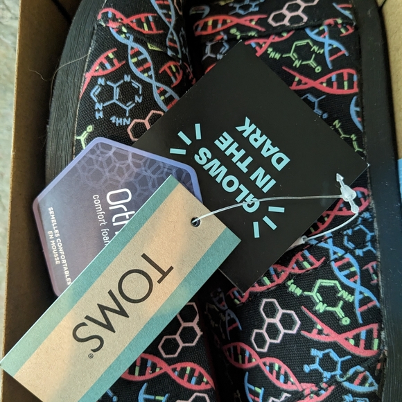 Toms Alpargata NWT&B Black Glow in the Dark DNA Canvas shoe Size 5.5 Women's - Picture 15 of 16